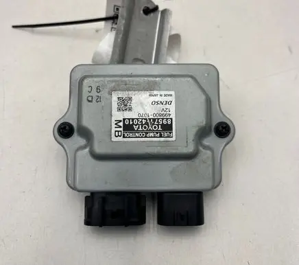 Lexus ES VII XZ10 Fuel injection pump control unit/module 8957142010