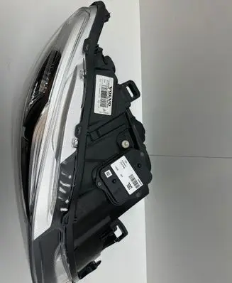 Volvo V60 Headlight/headlamp 31420262 89908940