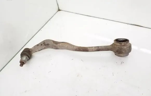 BMW 5 E39 Front control arm