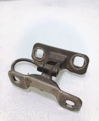 BMW X3 E83 Tailgate/trunk/boot hinge 3400378