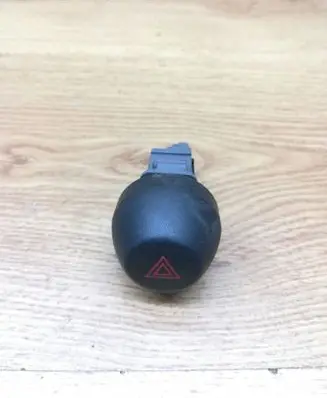 Toyota RAV 4 (XA30) Hazard light switch 15B060