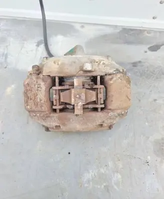 Mercedes-Benz C W203 Front brake caliper