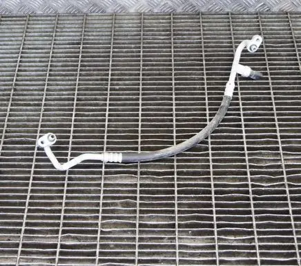Tesla Model 3 Air conditioning (A/C) pipe/hose 109215800E