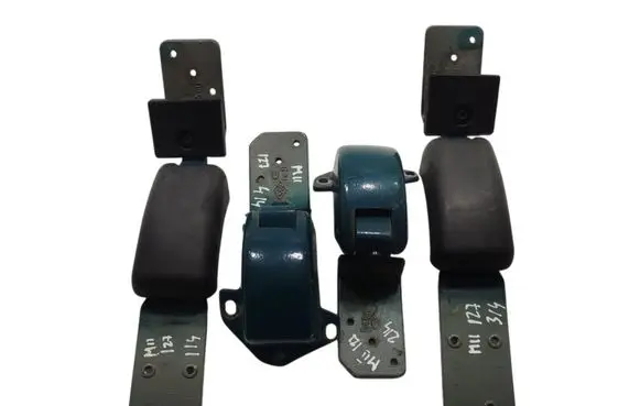 Renault Master II Rear door hinge set 