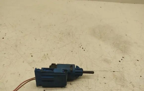 Audi A6 S6 C5 4B Brake pedal sensor switch 1J0927189E