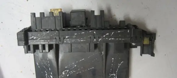 Mercedes-Benz S W220 Fuse box set 0025452201