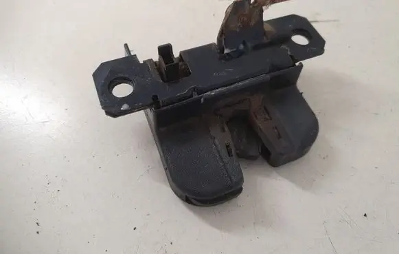 Volkswagen Transporter - Caravelle T5 Loading door lock 7H0827506D