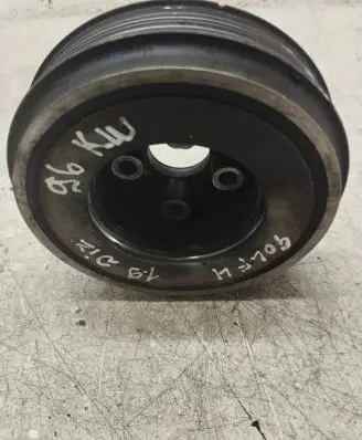 Volkswagen Golf IV Crankshaft pulley