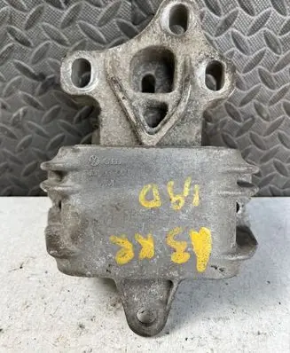 Audi A3 S3 8L Engine mount bracket 1J0199555BB