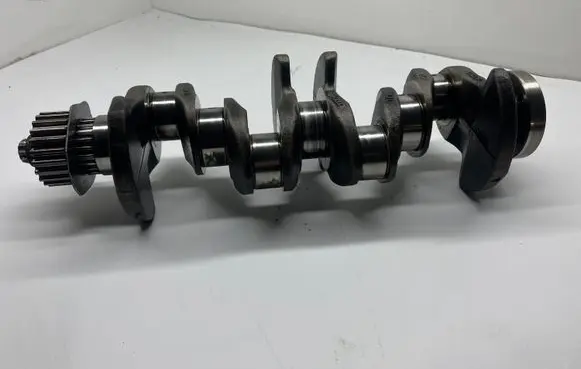 Seat Altea XL Crankshaft 03L CDP 070411