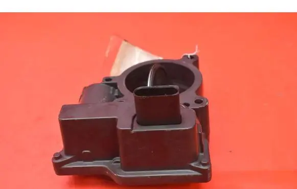 Volkswagen Jetta V Throttle body valve 03C128063A