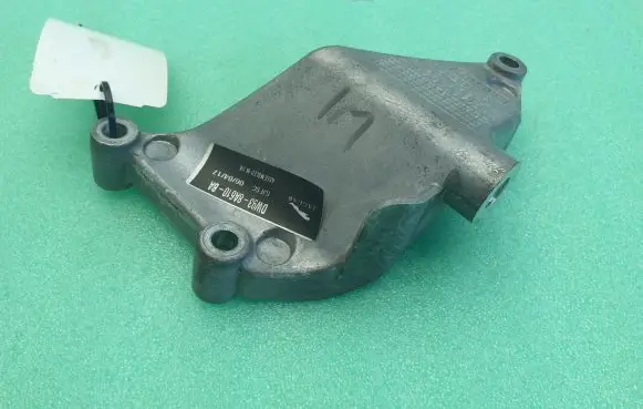 Jaguar F-Pace Engine mounting bracket DW938A610BA 8W938680CA