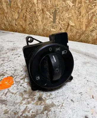 Mercedes-Benz Sprinter W901 W902 W903 W904 Light switch A9065450104