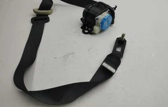 Mazda CX-5 II Front seatbelt 0589P1000146
