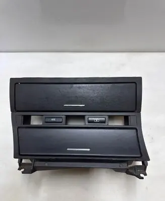 BMW 3 E46 Car ashtray 307090100 307110100