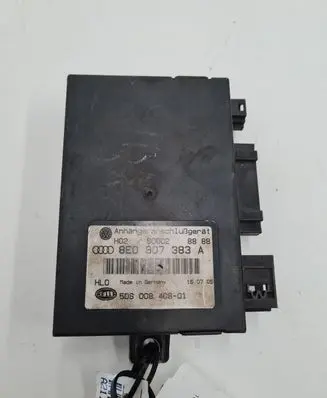 Volkswagen Touareg I Tow bar trailer control unit/module 8E0907383A