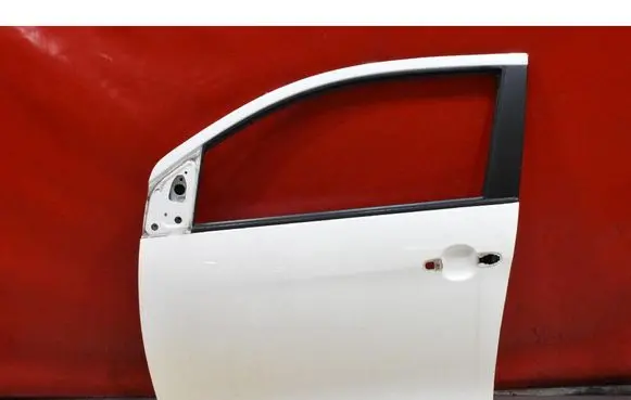 Toyota Aygo AB10 Front door