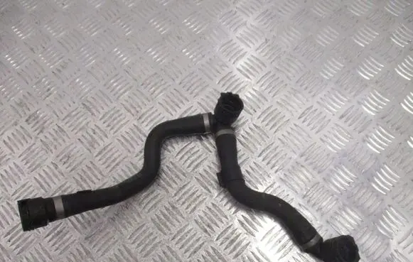 Toyota Hilux (N140, N150, N160, N170) Engine coolant pipe/hose 8653606