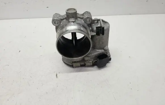 Volvo V70 Throttle valve 31216665 080750520