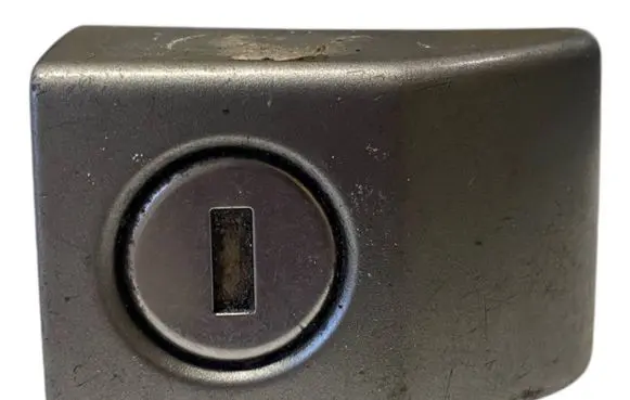 Land Rover Range Rover L322 Front door handle cover 7042491