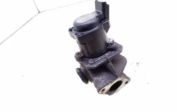Ford Focus EGR valve V29010703