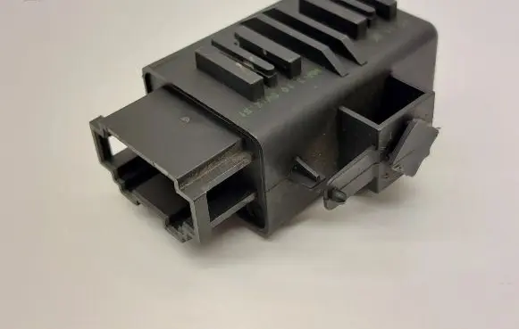 Volkswagen PASSAT B6 Seat heating relay 1Z0959772B