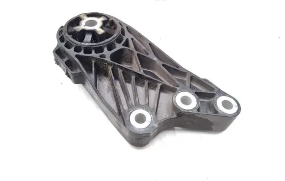 MG MG5 II Engine mount bracket 10758187