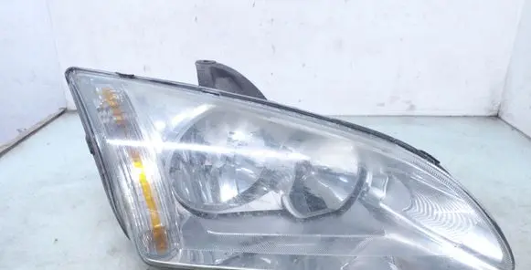 Ford Focus Headlight/headlamp 4M5113W029AD 4M5113K060AA
