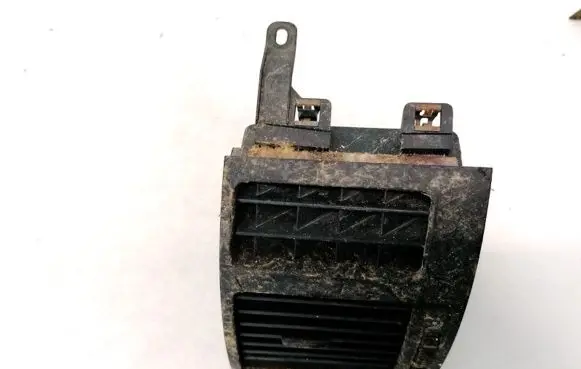 Volkswagen Touran I Dash center air vent grill 1T0819703A