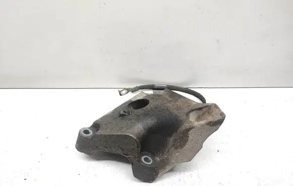 BMW X1 E84 Engine mounting bracket 6777061