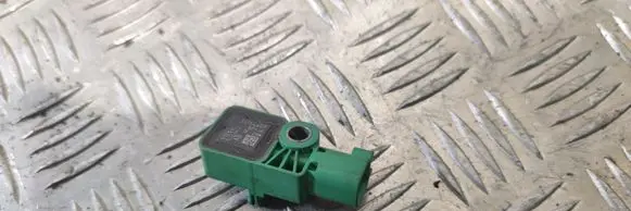 Volvo V50 Airbag deployment crash/impact sensor 31264409