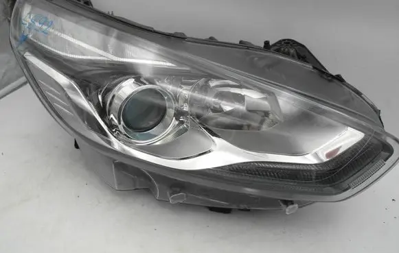 Ford S-MAX Headlight/headlamp EM2B13W029GE