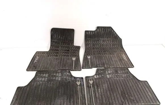 KIA Soul Car floor mat set J2131ADE00