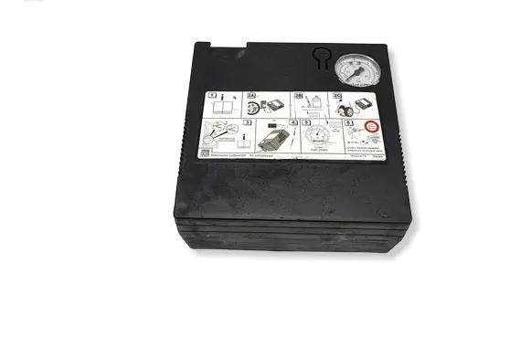 Volkswagen Touareg II Tire air pump compressor 7P0012617A