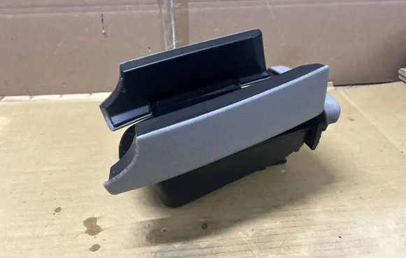 Mercedes-Benz E W211 Armrest 