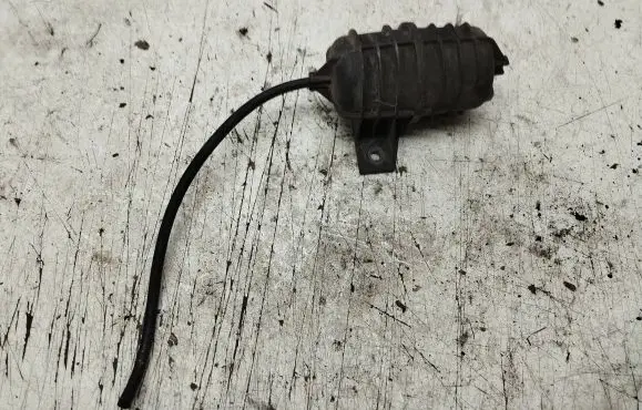 BMW 3 E46 Vacuum air tank 11652247620