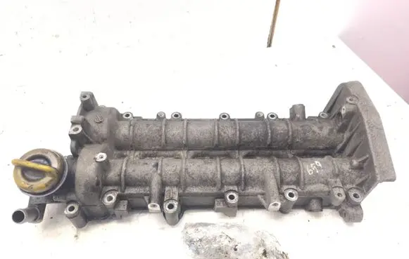 Rocker cam cover