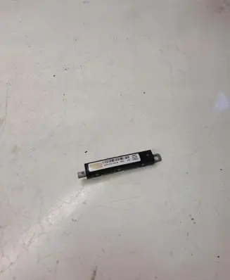 Audi A1 Radio antenna 
