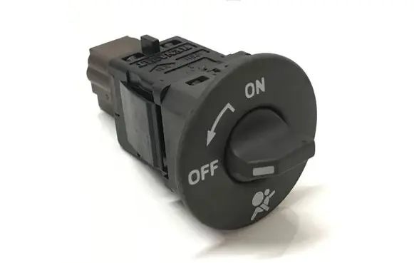 Passenger airbag on/off switch