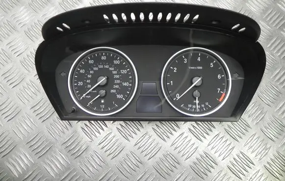 BMW 5 E60 E61 Speedometer (instrument cluster) 9194887 B1207