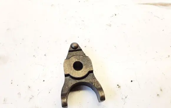 Toyota Corolla Verso E121 Fuel Injector clamp holder NOCODE
