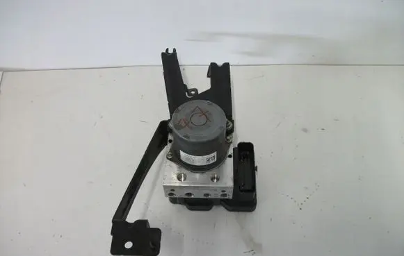 Mercedes-Benz A W177 ABS Pump A1779002403