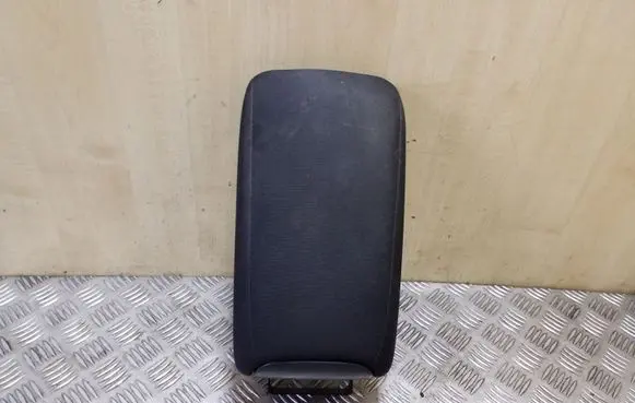 Mitsubishi Outlander Armrest