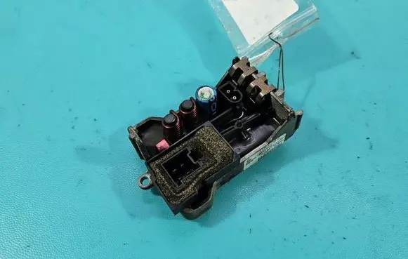 Mercedes-Benz E W211 Heater blower motor/fan resistor A2308216451 IMPRK1520924