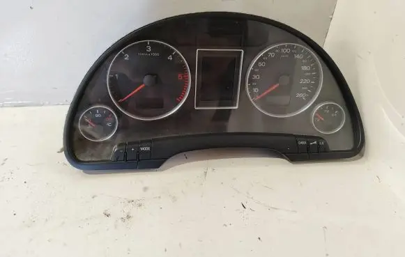 Audi A4 S4 B7 8E 8H Speedometer (instrument cluster) 8e0920901b