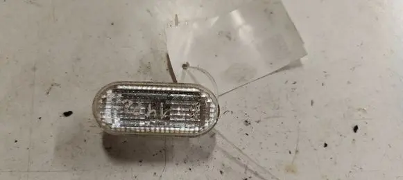 Ford Focus Front fender indicator light 4M5A13K309AA