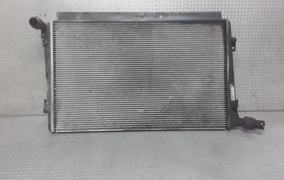 Audi A3 S3 A3 Sportback 8P Coolant radiator 1K0121251