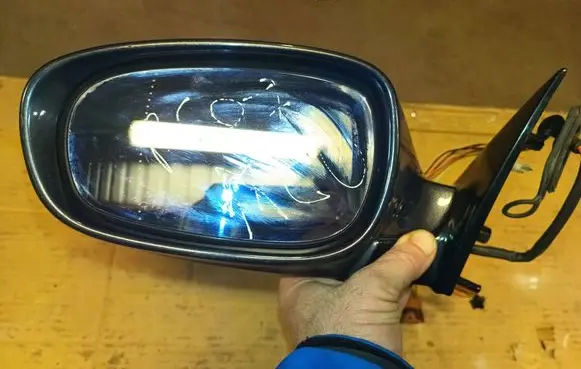 Peugeot 607 Front door electric wing mirror 