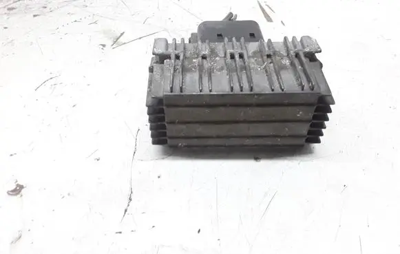 Opel Meriva A Glow plug pre-heat relay 51299018A