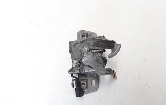 Engine bonnet (hood) release handle